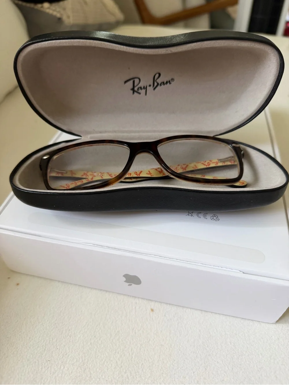 Ray-Ban Tortoiseshell Frames with Cream Patterned Temples